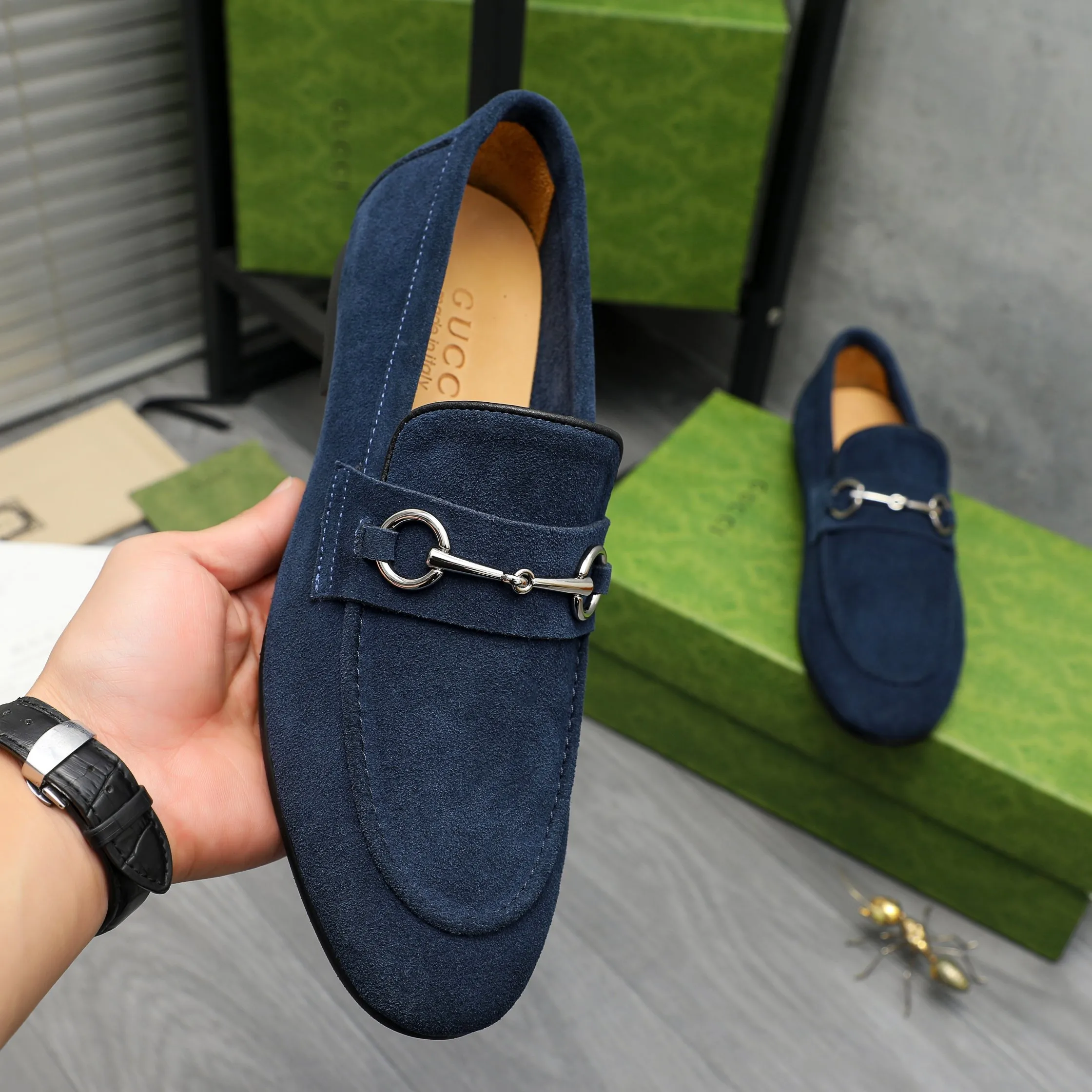Men's shoes 💰p400 Product trademark: GUCCI "Gucci" business casual leather shoes Regular size: 38-46 (38.45.46 custom-made, non-returnable) Product materials: Selected suede cowhide upper, cowhide lining, original rubber outsole